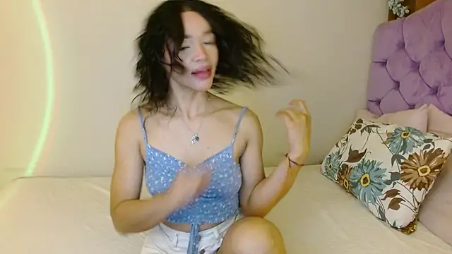 kiarablue online show from 09-24-25, 02:15