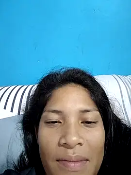 Snapshot of prettyyoung_mom23 chatting on 09-09-25, 02:38 prettyyoung mom23 online show from 09-09-25, 02:38