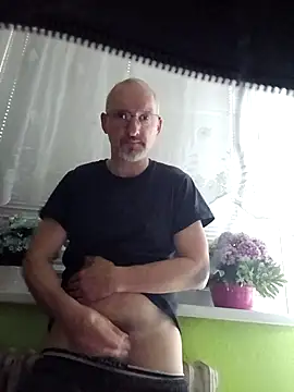 Snapshot of vena4 chatting on 03-01-26, 08:27 vena4 online show from 03-01-26, 08:27