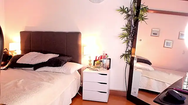 Alicee Levine online show from 03-19-25, 12:26