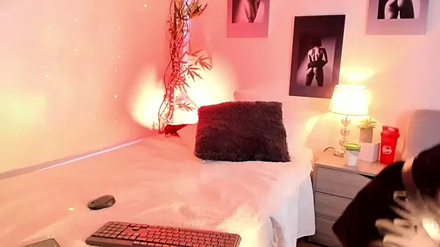 Alicee Levine online show from 10-21-25, 09:48