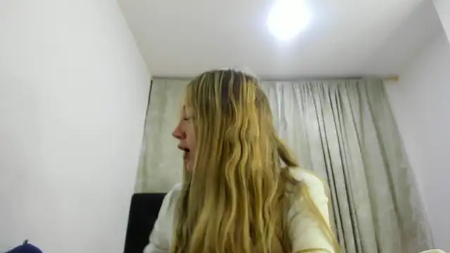 horny  molly  online show from 02-18-26, 02:40