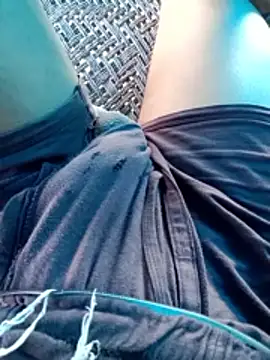 Snapshot of Sinewsex_pussylove chatting on 12-16-25, 04:28 Sinewsex pussylove online show from 12-16-25, 04:28