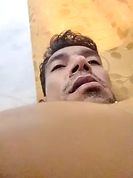 Alejandro11once1 online show from 03-26-26, 07:19