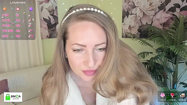 Queenymel online show from 03-29-26, 04:51