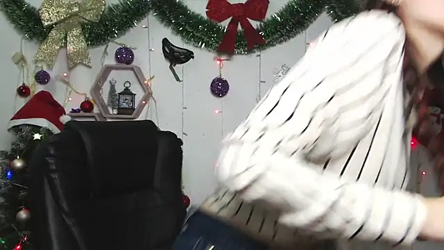 MilaLoona online show from 12-23-24, 07:28