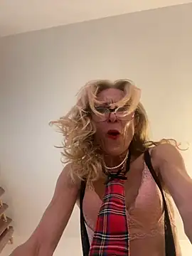 adella13 online show from 12-14-24, 10:13