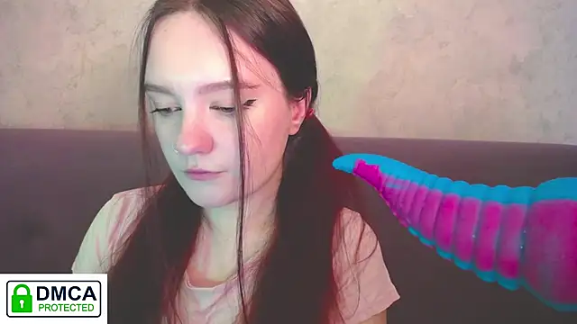 Snapshot of Alyssa___Scarlet chatting on 10-21-25, 08:48 Alyssa Scarlet online show from 10-21-25, 08:48