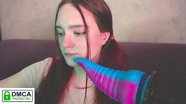 Snapshot of Alyssa___Scarlet chatting on 10-23-25, 11:09 Alyssa Scarlet online show from 10-23-25, 11:09