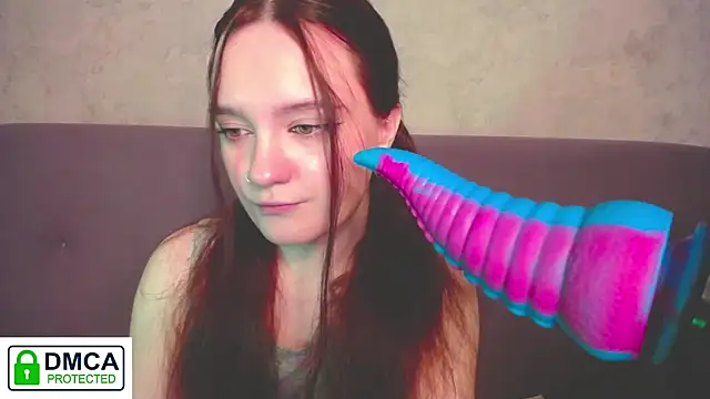 Snapshot of Alyssa___Scarlet chatting on 11-27-25, 03:19 Alyssa Scarlet online show from 11-27-25, 03:19