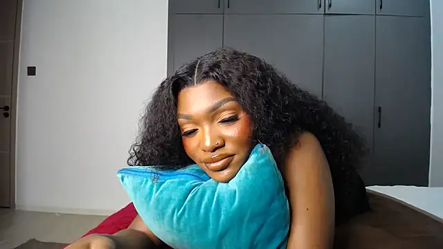 Snapshot of Pretty_Liya08 chatting on 05-06-26, 10:26 Pretty Liya08 online show from 05-06-26, 10:26