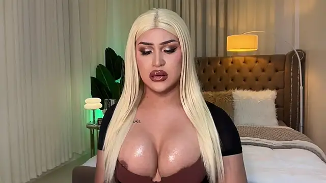 Your Majesty Tyra online show from 01-18-25, 10:06