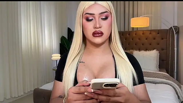 Your Majesty Tyra online show from 01-22-25, 05:37