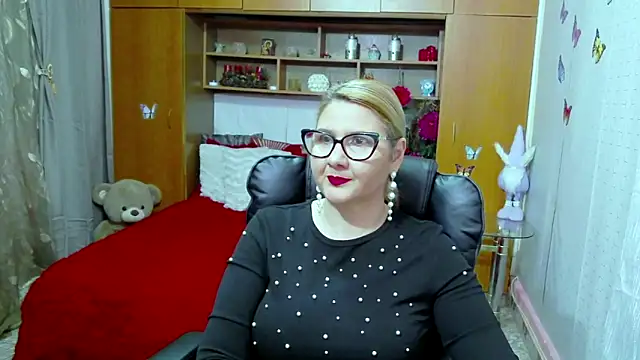 LucilleFenlys online show from 01-16-25, 08:57