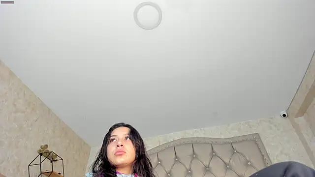 Snapshot of dayra_angels chatting on 01-03-25, 05:17 dayra angels online show from 01-03-25, 05:17