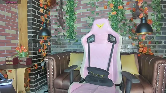 Snapshot of dayra_angels chatting on 01-16-25, 06:14 dayra angels online show from 01-16-25, 06:14