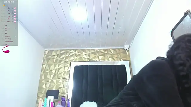 Snapshot of dayra_angels chatting on 01-31-25, 05:19 dayra angels online show from 01-31-25, 05:19