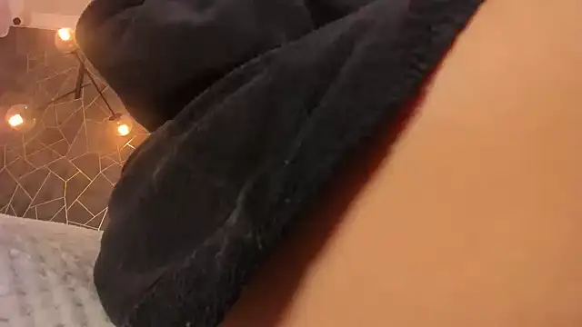 Snapshot of dayra_angels chatting on 10-04-25, 08:07 dayra angels online show from 10-04-25, 08:07