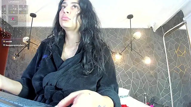 Snapshot of dayra_angels chatting on 10-05-25, 06:06 dayra angels online show from 10-05-25, 06:06