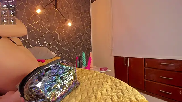 Snapshot of dayra_angels chatting on 10-27-25, 08:02 dayra angels online show from 10-27-25, 08:02