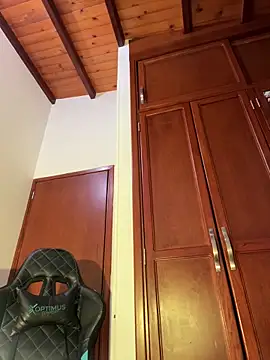 loolla 23 online show from 02-25-25, 12:47