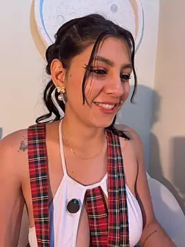 loolla 23 online show from 03-21-26, 03:22