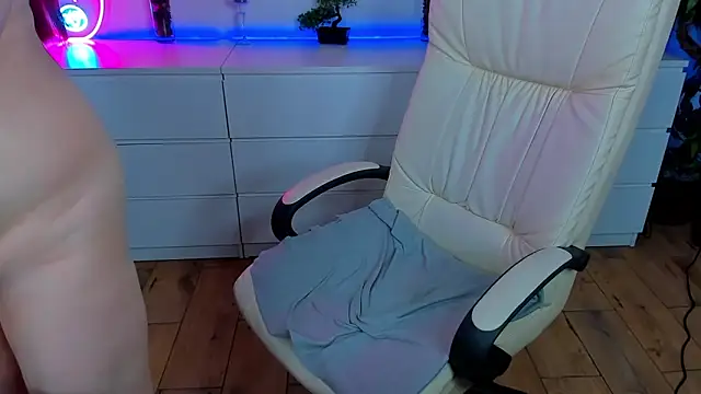 Kamilla Hot online show from 02-16-25, 01:03