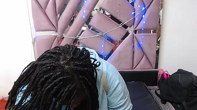 morenahott1 online show from 02-19-25, 11:38