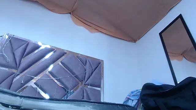 morenahott1 online show from 02-26-25, 11:52