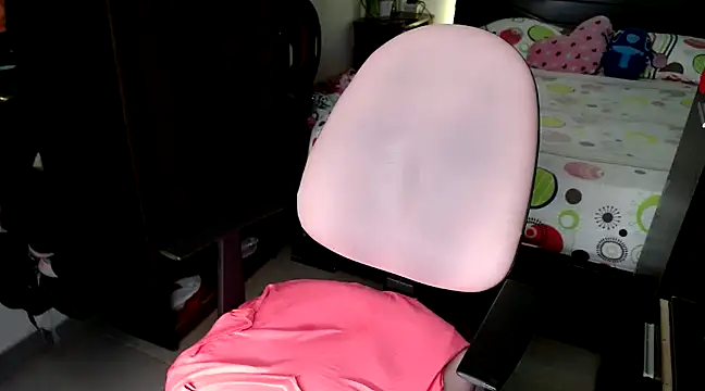 Snapshot of Hana___ chatting on 03-07-25, 05:49 Hana online show from 03-07-25, 05:49