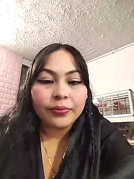 Hana    online show from 11-11-25, 09:37