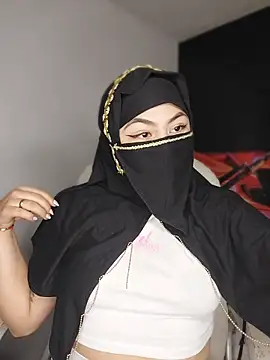 Hana    online show from 03-25-26, 12:38