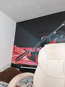 Hana    online show from 04-18-26, 09:48