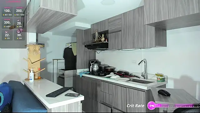 Snapshot of blackdrey18 chatting on 10-24-25, 02:24 blackdrey18 online show from 10-24-25, 02:24