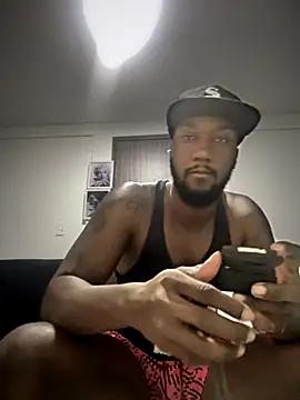 Snapshot of blackdrey18 chatting on 11-20-25, 12:05 blackdrey18 online show from 11-20-25, 12:05