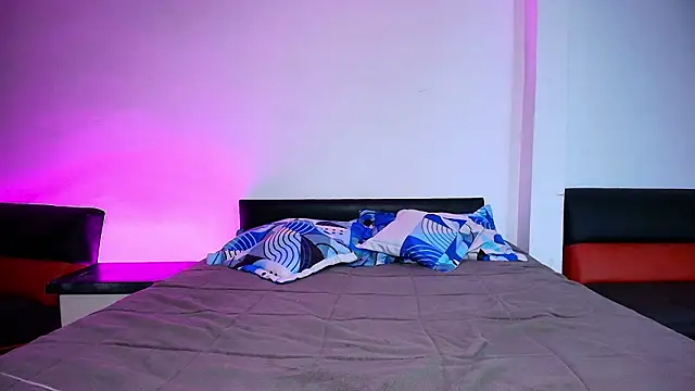 yesie hot online show from 03-08-26, 02:04