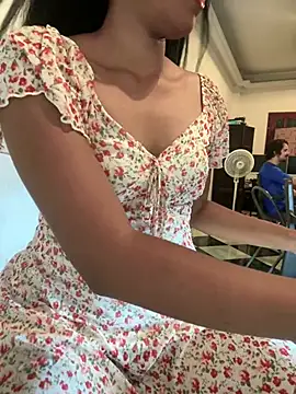 Snapshot of SheenaBrooke chatting on 01-25-25, 01:54 SheenaBrooke online show from 01-25-25, 01:54