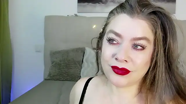 PetersEmily online show from 12-14-24, 12:01