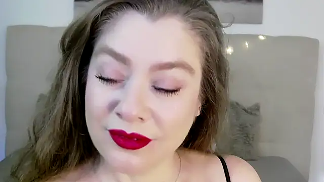 PetersEmily online show from 12-20-24, 03:00