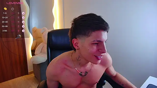 harrisoncuper online show from 12-17-24, 04:23