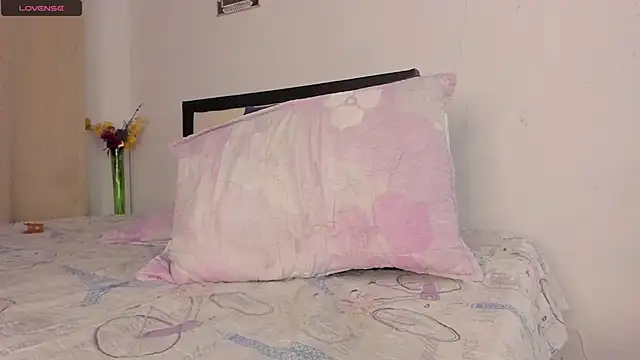 alicia rouusel online show from 12-04-24, 03:15