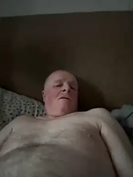 Snapshot of locallad88 chatting on 01-28-25, 04:30 locallad88 online show from 01-28-25, 04:30