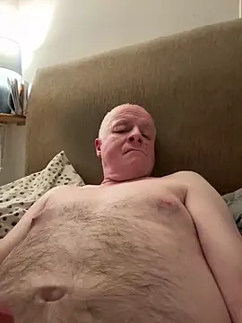 Snapshot of locallad88 chatting on 02-05-25, 08:35 locallad88 online show from 02-05-25, 08:35