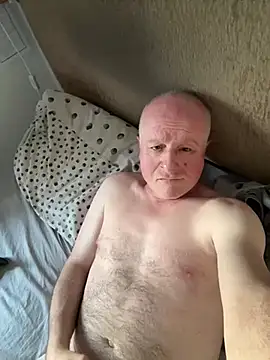 Snapshot of locallad88 chatting on 02-28-25, 04:42 locallad88 online show from 02-28-25, 04:42