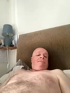 Snapshot of locallad88 chatting on 09-20-25, 08:48 locallad88 online show from 09-20-25, 08:48