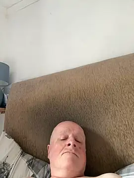 Snapshot of locallad88 chatting on 10-26-25, 11:49 locallad88 online show from 10-26-25, 11:49