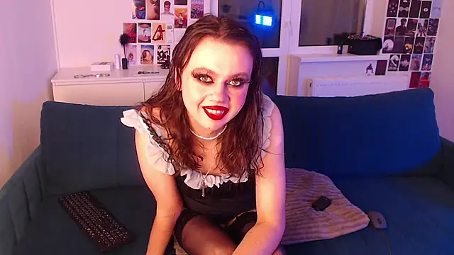 ursula davis online show from 12-22-24, 06:59