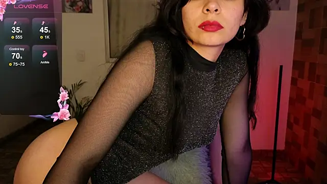 Snapshot of sexyladyy_ chatting on 02-20-25, 08:06 sexyladyy  online show from 02-20-25, 08:06