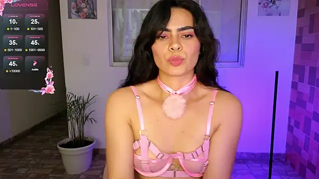 Snapshot of sexyladyy_ chatting on 03-05-25, 02:03 sexyladyy  online show from 03-05-25, 02:03