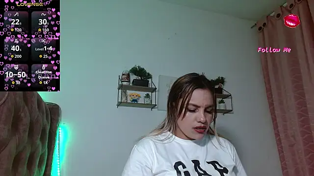 naugtyqueen online show from 11-20-25, 12:11